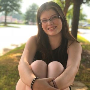 Meet your Posher, Hannah